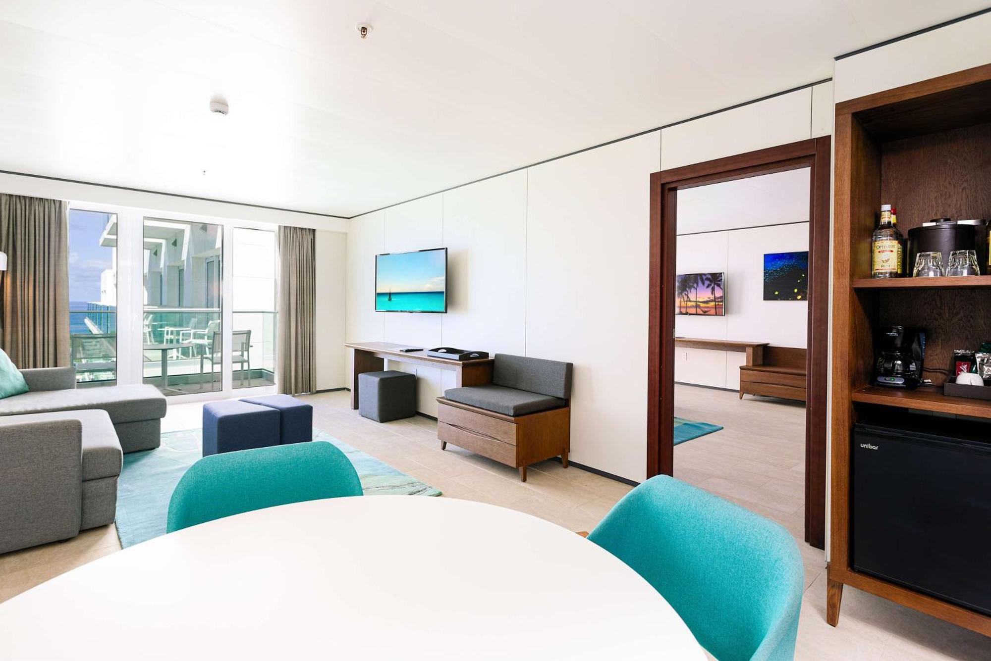 Sonesta Maho Beach All Inclusive Resort Casino & Spa Exteriör bild