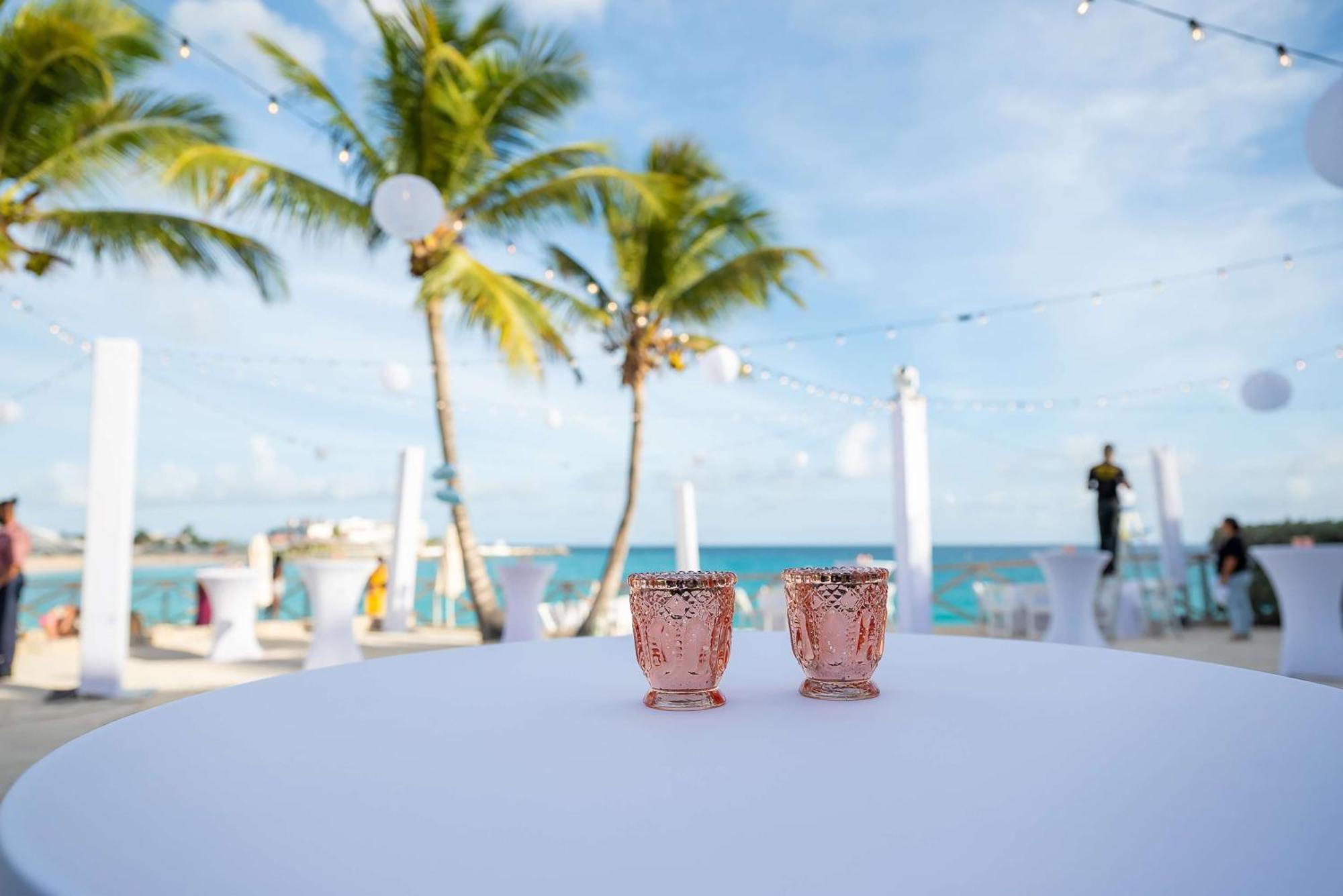Sonesta Maho Beach All Inclusive Resort Casino & Spa Exteriör bild