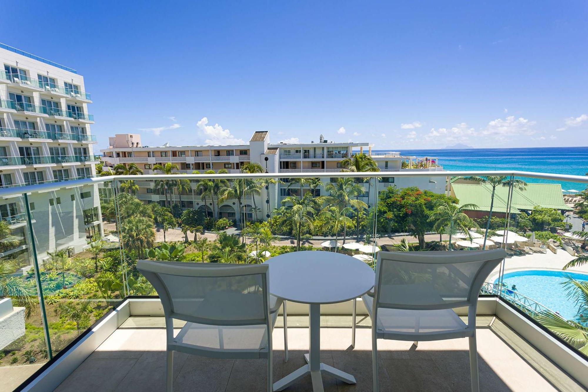 Sonesta Maho Beach All Inclusive Resort Casino & Spa Exteriör bild