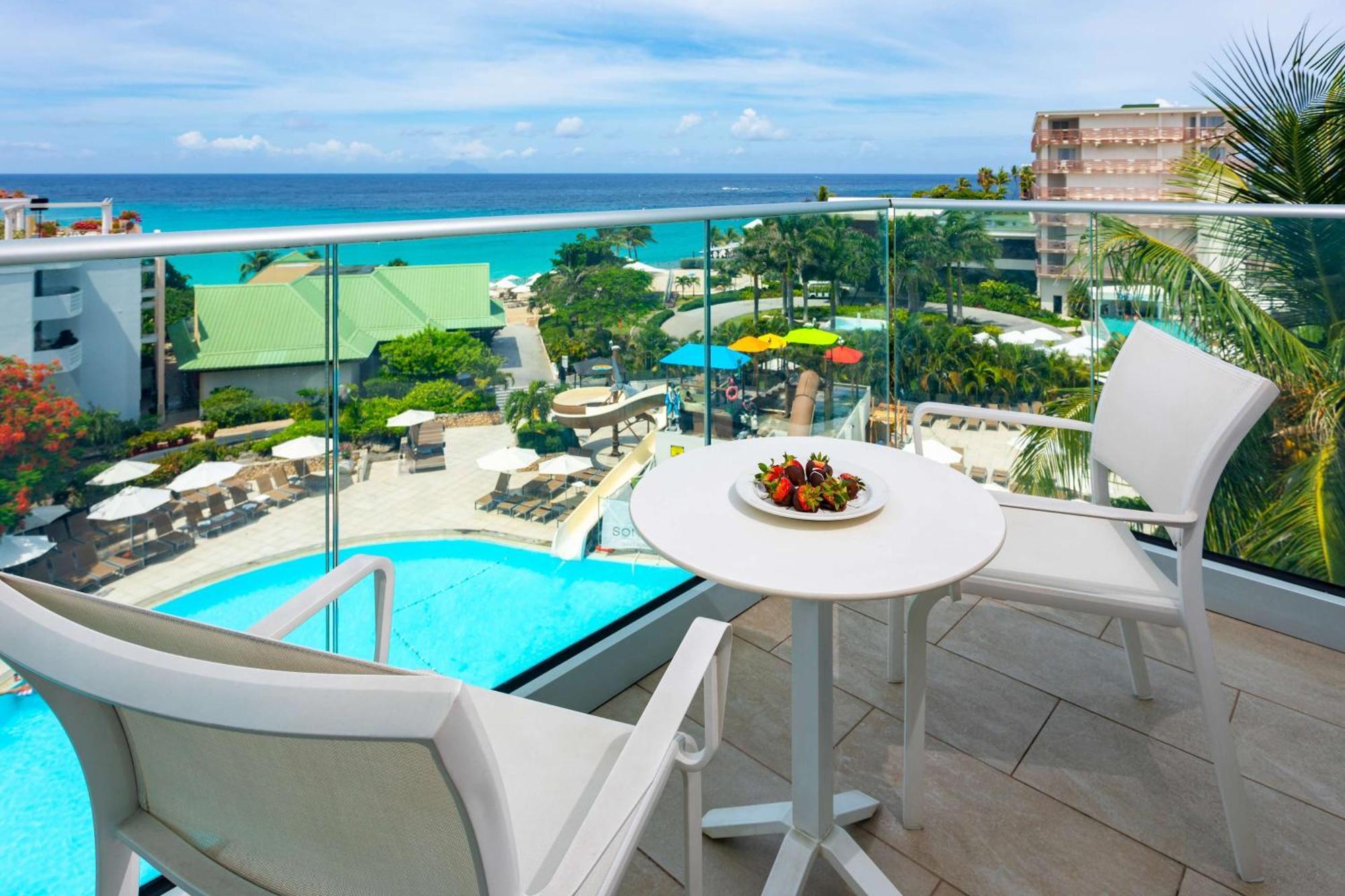 Sonesta Maho Beach All Inclusive Resort Casino & Spa Exteriör bild